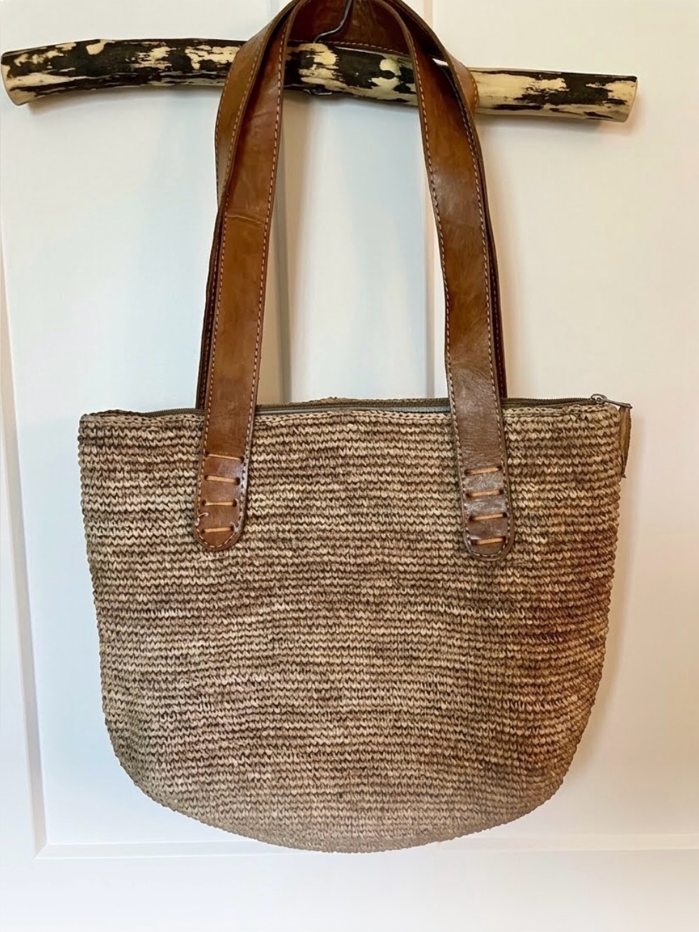 Jaden Rael 100% Raffia Handmade In Madagascar Shoulder Bag